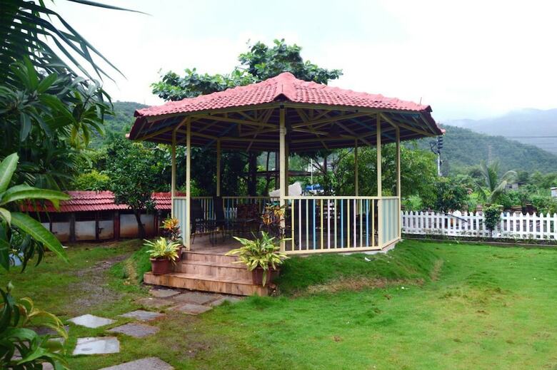 Hotel Aanandi Farm And Resort
