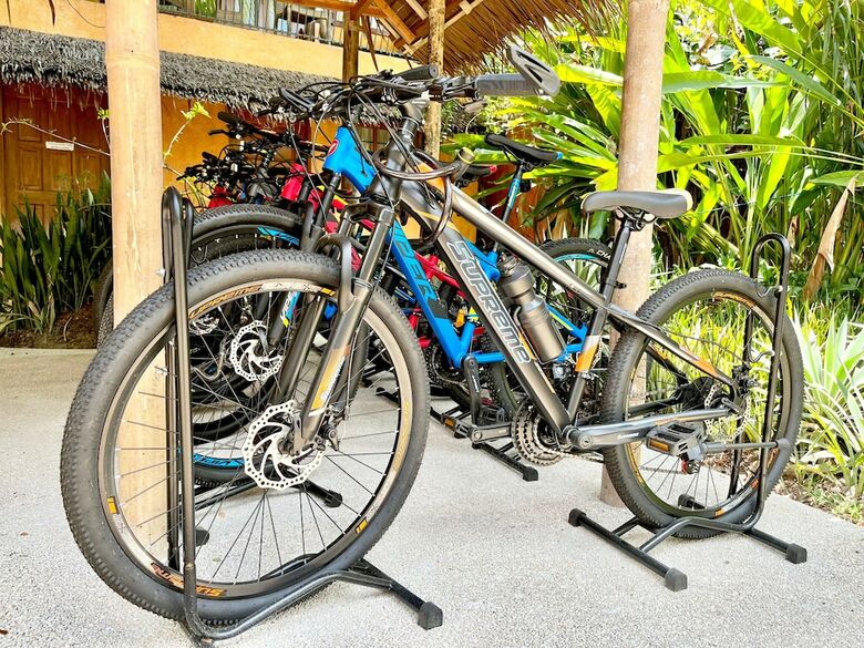Hotel Coco Grove Beach Resort