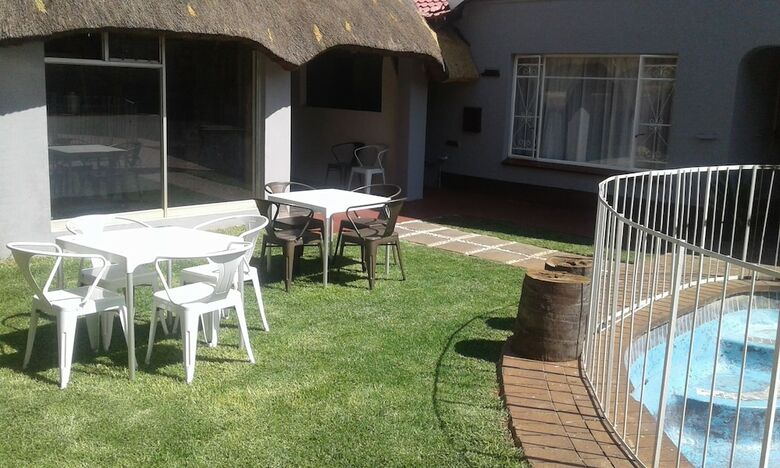 Bed & Breakfast Acacia Guesthouse