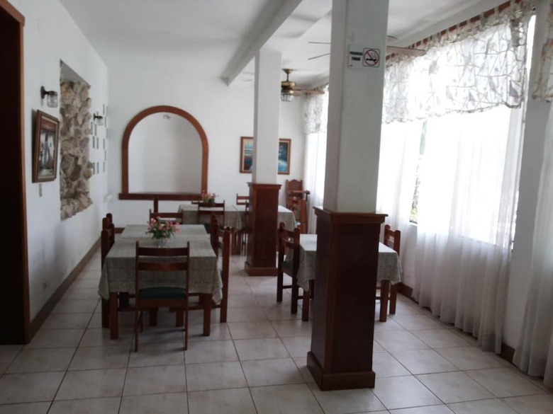 Hotel Apartamentos Casa Flores De Tikal
