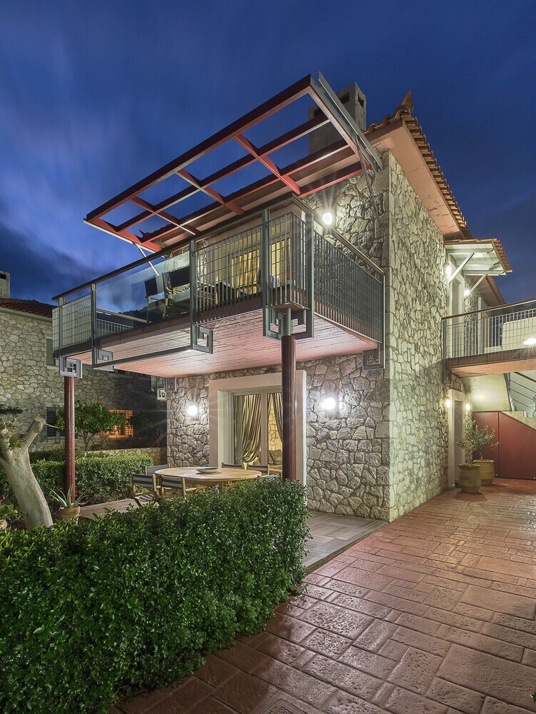 Apartamentos Tyros Boutique Houses