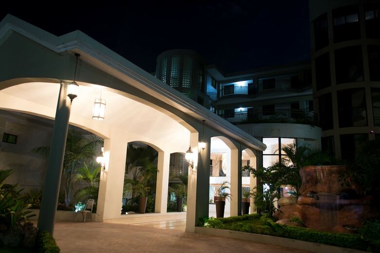 Constellation Hotel
