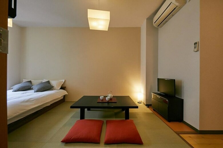 Gojo Goemon Apartment