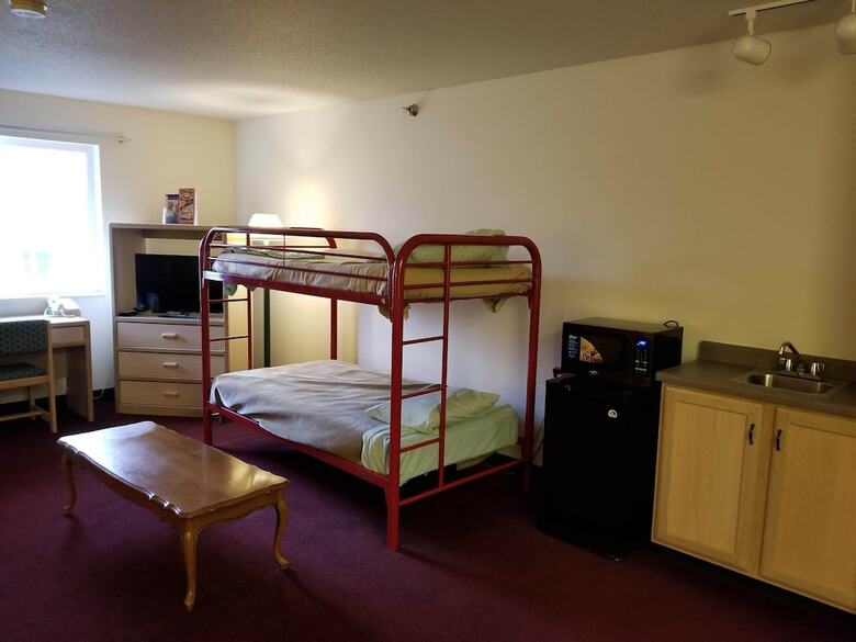 Hotel Bilmar Inn & Suites Dell Rapids