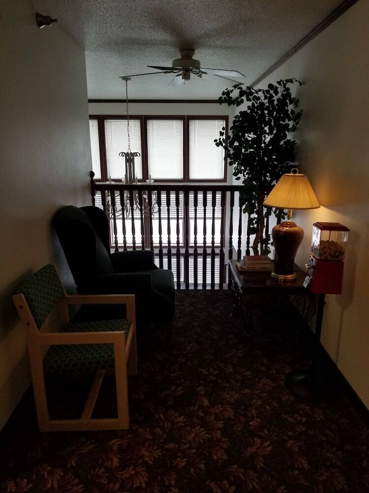 Hotel Bilmar Inn & Suites Dell Rapids