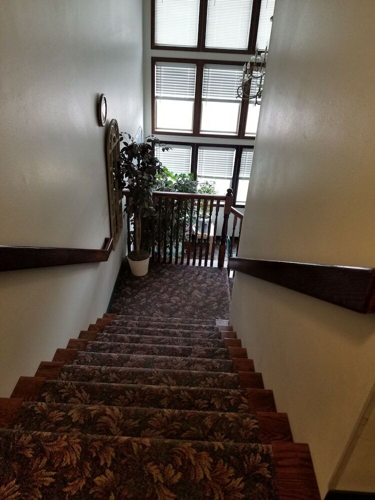 Hotel Bilmar Inn & Suites Dell Rapids