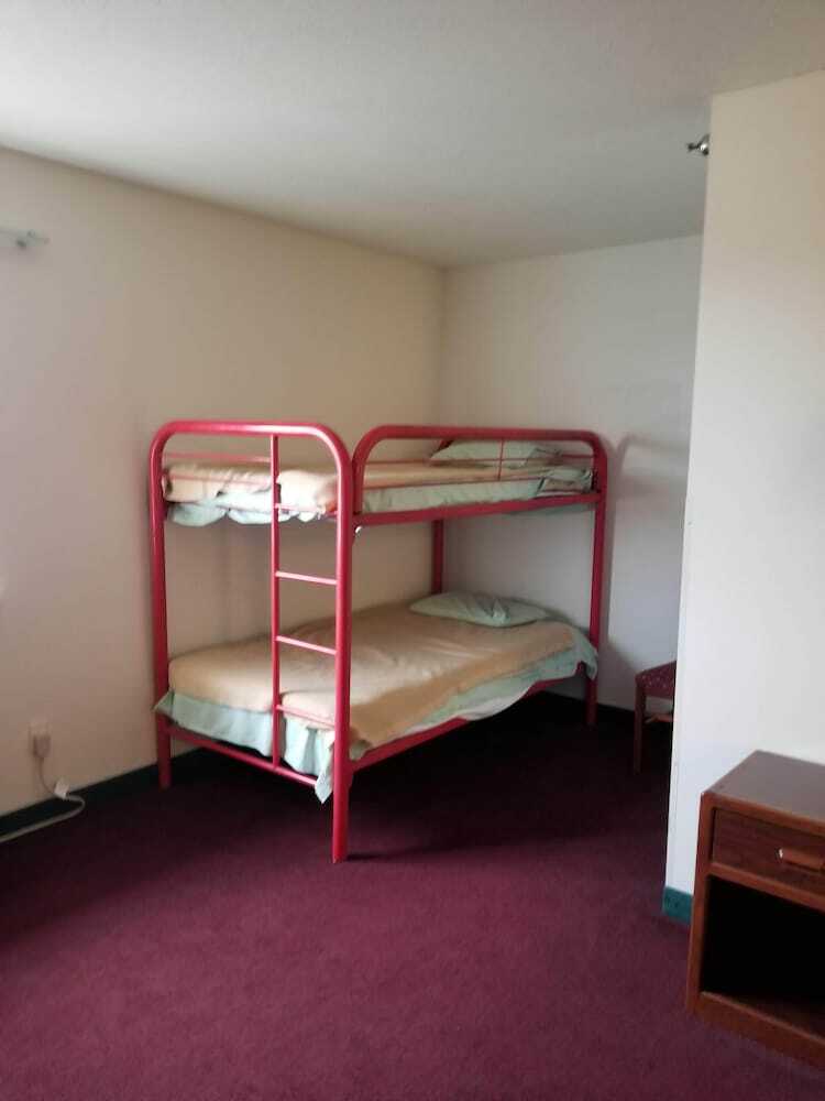 Hotel Bilmar Inn & Suites Dell Rapids