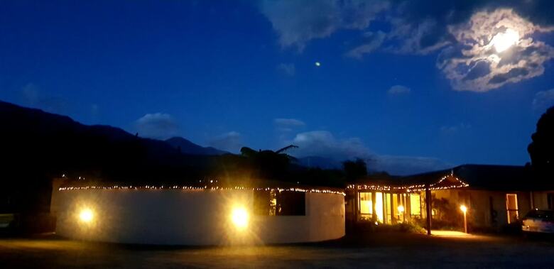 Bed & Breakfast Te Mahuru Retreat