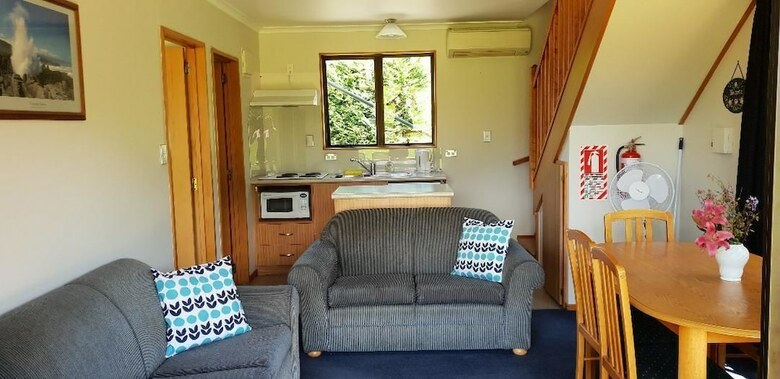Bed & Breakfast Te Mahuru Retreat