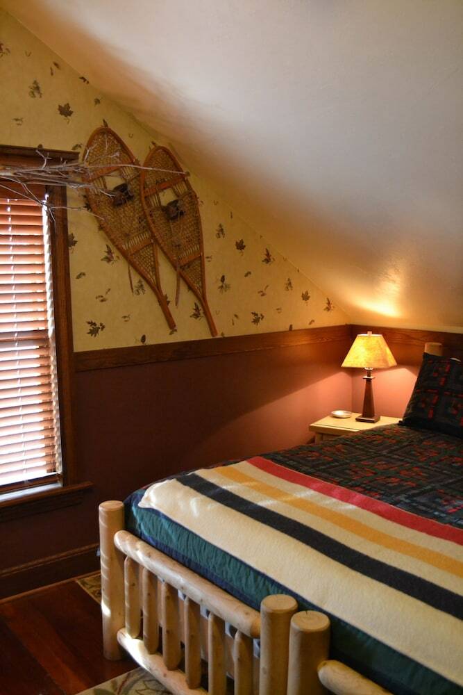 Cocoa Cottage Bed & Breakfast