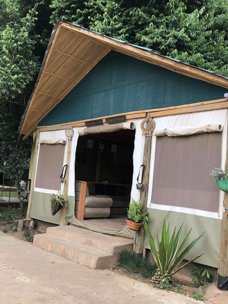 Oldarpoi Mara Camp