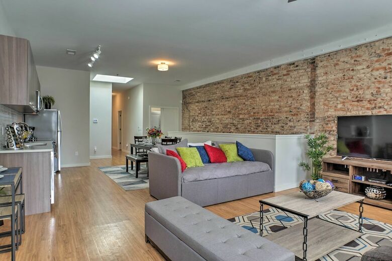 Cityscape I - Sleeps 8