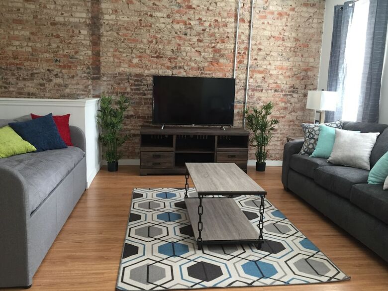 Cityscape I - Sleeps 8