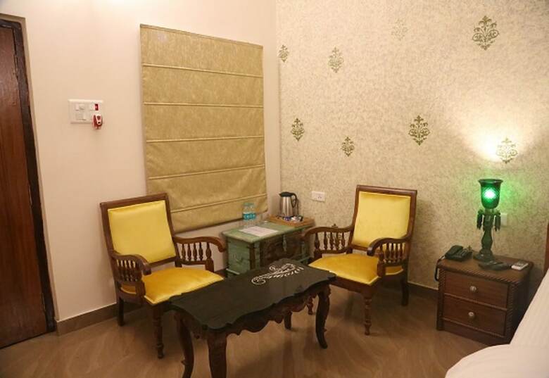 Hotel Vijaigarh Kothi