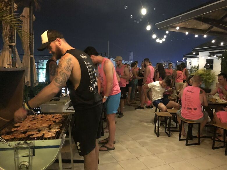 Hostal Bodega Phuket Party Hostel - Adults Only