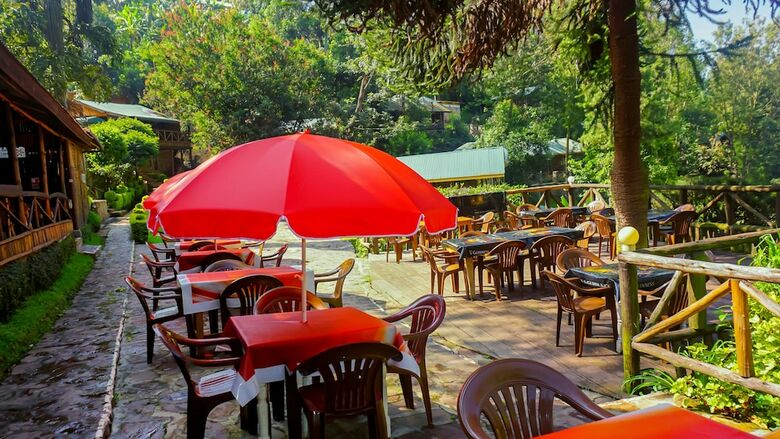 Hotel Bunyonyi Overland Resort
