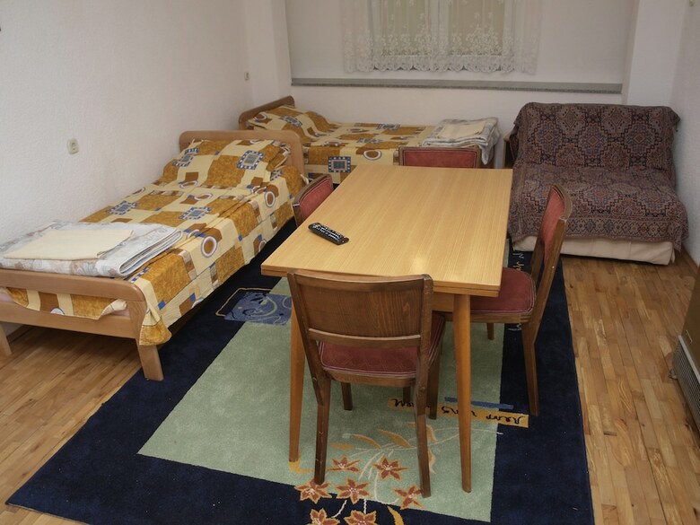 Hotel Bogdanovski Studios & Guest Rooms