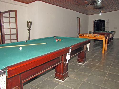 Hostal Ilhabela T�nis Clube