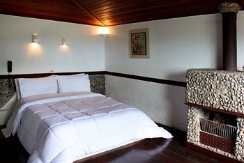 Hostal Pousada Le Siramat