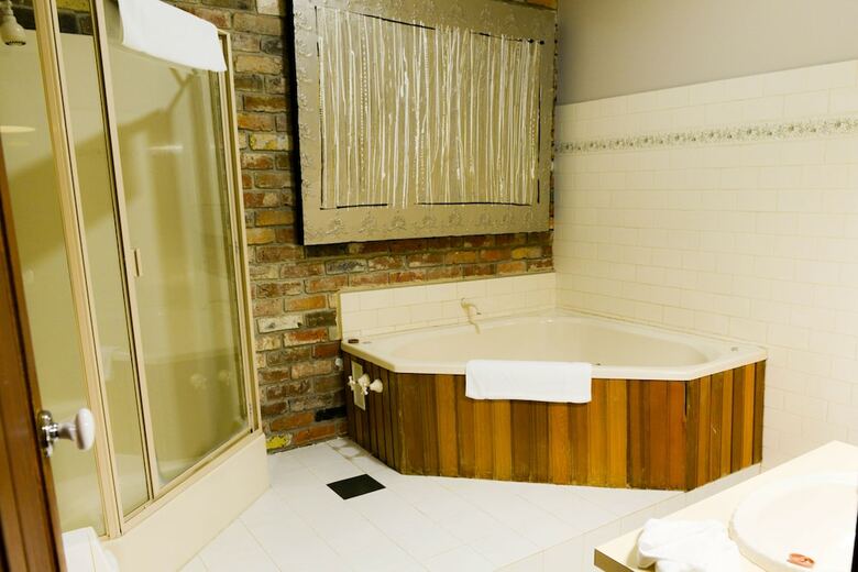 The Royal Daylesford Hotel