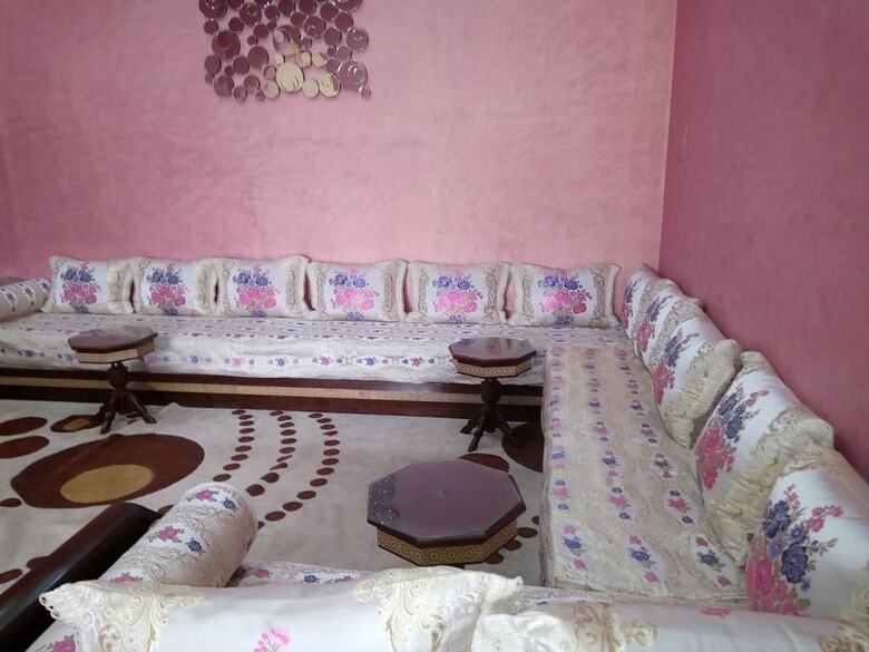 Hotel H�tel Caf� Restaurant Assaka