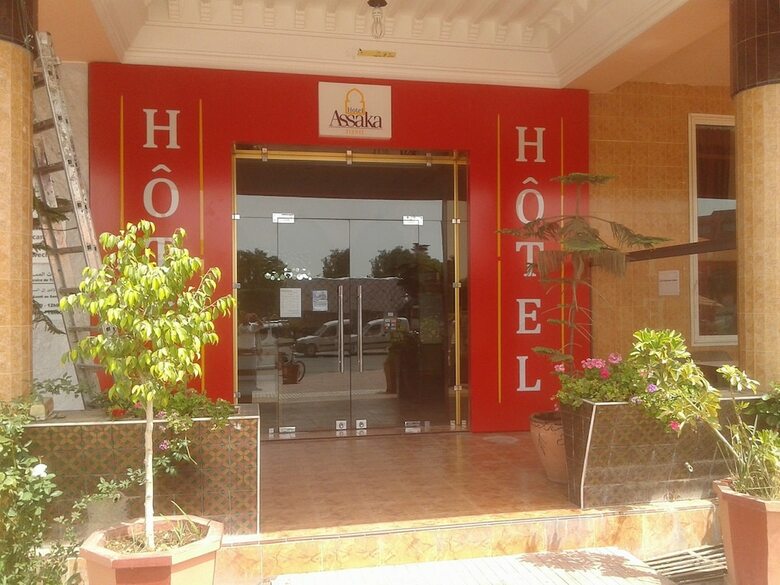 Hotel H�tel Caf� Restaurant Assaka