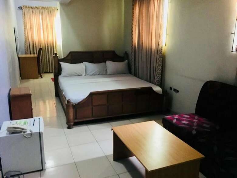 Omo Lucas Hotel & Suites
