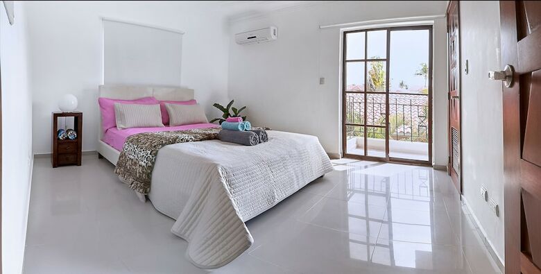 Rosa Hermosa - Private Beach Apartment