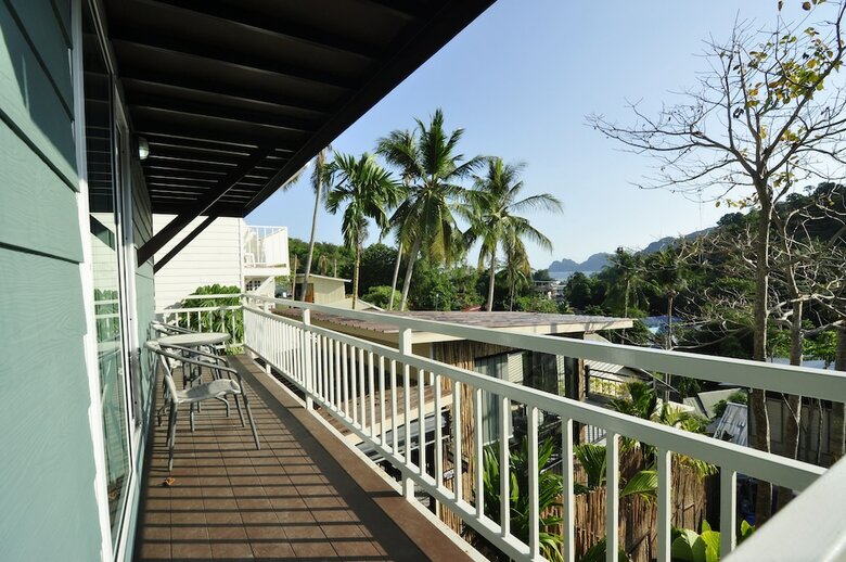 Hotel Papaya Phiphi Resorts