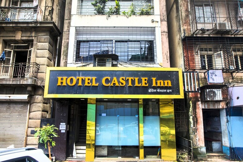 Fabhotel Castle Inn