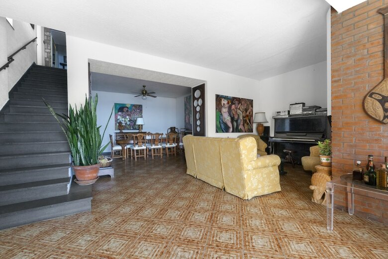Villa Mary