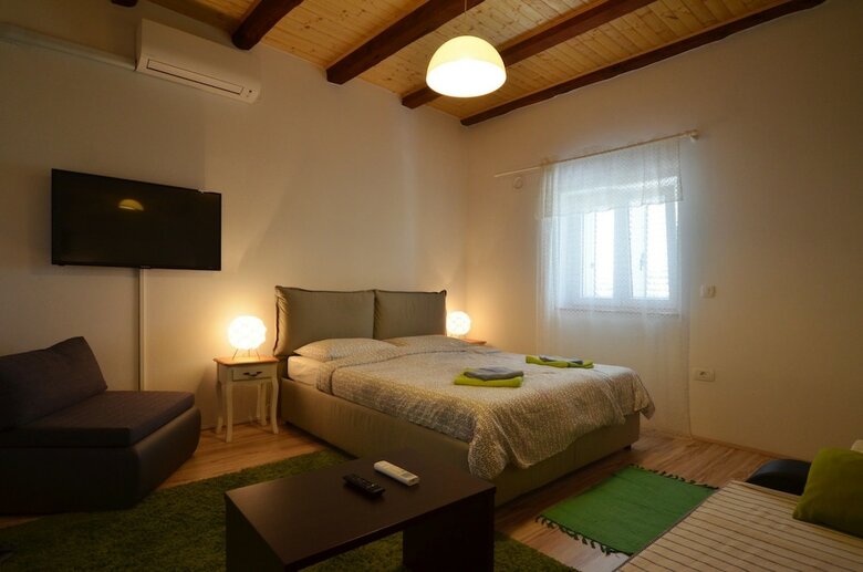 Graziella Apartments