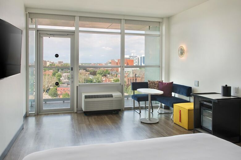 Hotel Aloft Buffalo Downtown
