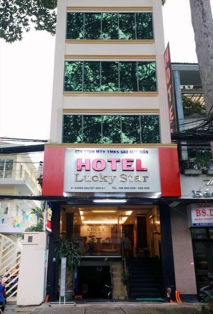 Lucky Star Hotel