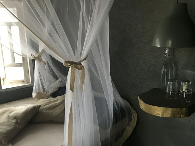 Hotel Five