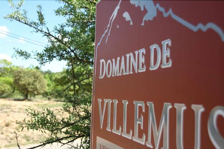 Domaine de Villemus Le G�te
