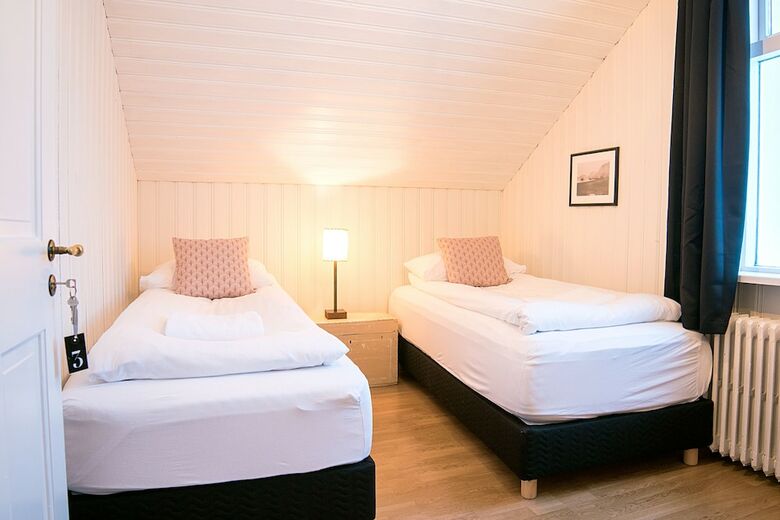 Hotel Litlab�li Guesthouse