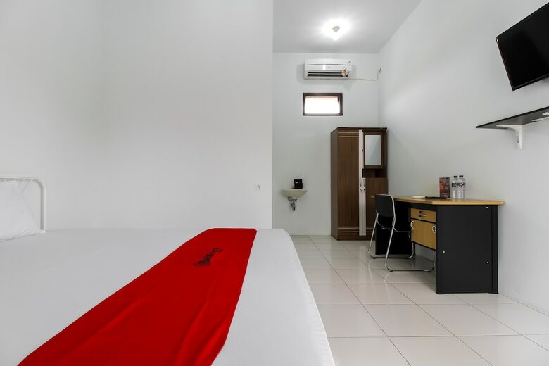 Hotel Reddoorz @ Jagakarsa 2