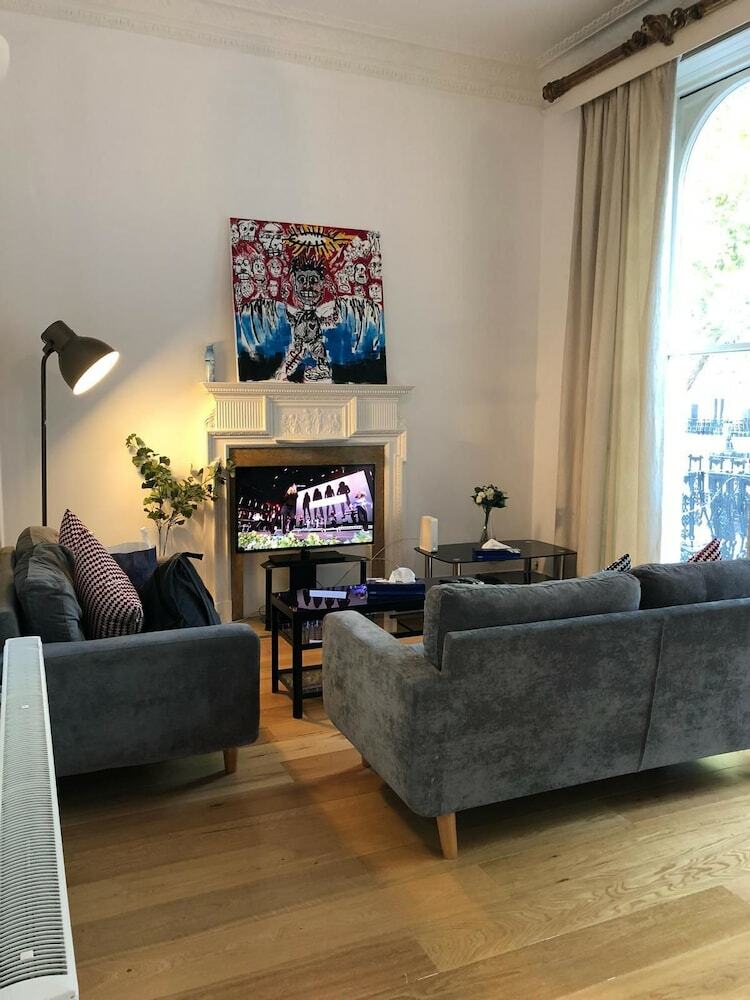 15 Beaufort Gardens Apartments