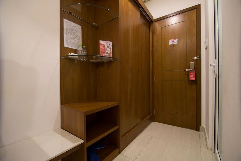 Hotel Reddoorz Plus @ Trung Son Residence