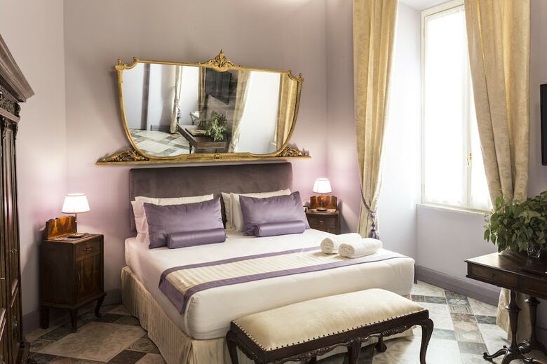 Hotel Navona Grand Suite
