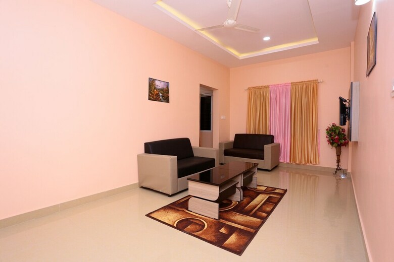 Hotel Oyo 22281 Reem Residency