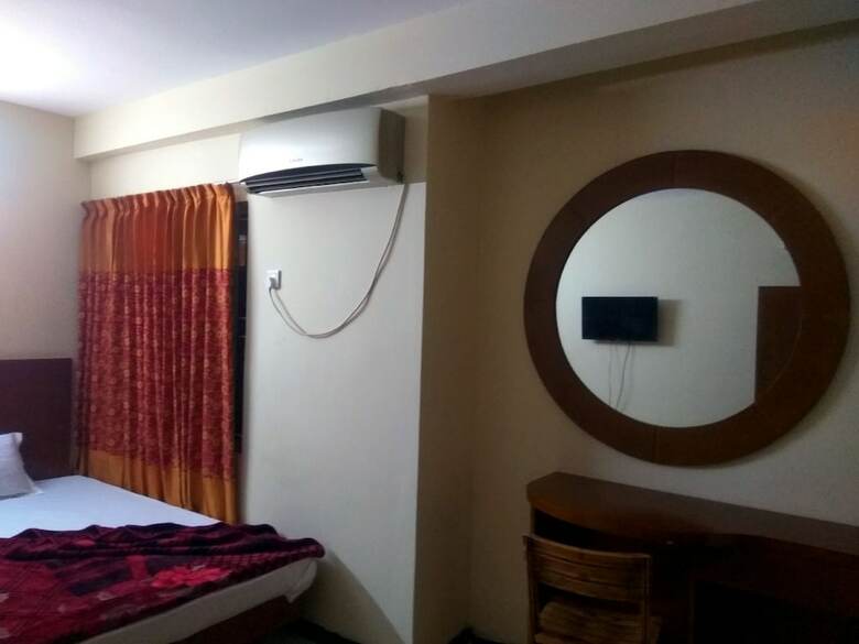 Hotel Delwar Paradise