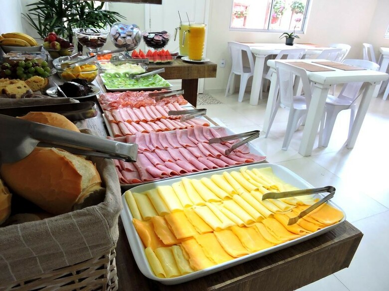 Hostal Pousada Pedra Rosa