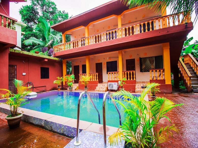 Oyo 16976 Home Pool View 3bhk Siolim