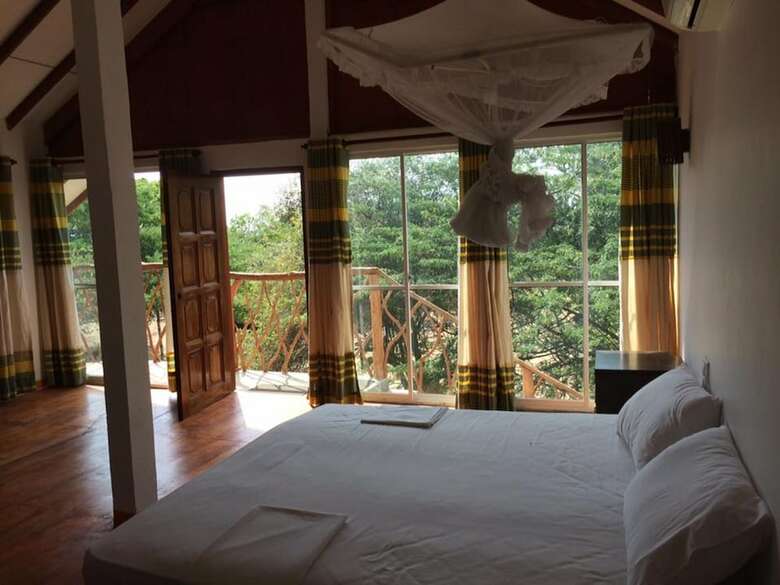 Hotel Sarada Beach Resort