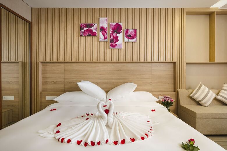Emerald Bay Nha Trang Hotel And Spa