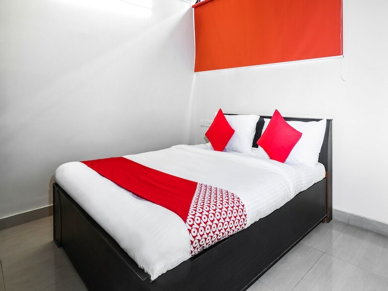Oyo 15154 Hotel River Side