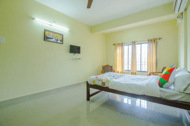Hotel Oyo 22002 Home Spacious Studio Uddo Beach