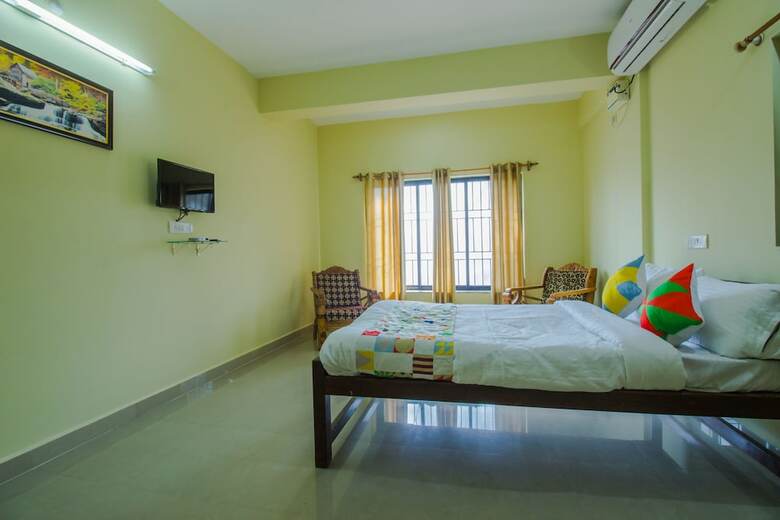Hotel Oyo 22002 Home Spacious Studio Uddo Beach